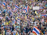 В столице Таиланда Бангкоке уже больше недели продолжаются акции протеста оппозиции, требующей отставки правительства и роспуска парламента В столице Таиланда Бангкоке уже больше недели продолжаются акции протеста оппозиции, требующей отставки правительства и роспуска парламента