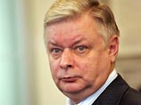 "Никакой кампании нет", - заявил глава ФМС Константин Ромодановский. "Мы действуем по закону: если есть основание, мы предоставляем временное убежище. Если нет, то отказываем" "Никакой кампании нет", - заявил глава ФМС Константин Ромодановский. "Мы действуем по закону: если есть основание, мы предоставляем временное убежище. Если нет, то отказываем"