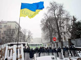 Киев наводнили военные и спецназ, оппозиция готовится к штурму Киев наводнили военные и спецназ, оппозиция готовится к штурму