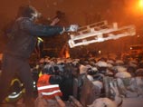 В Киеве произошло несколько стычек митингующих с силовиками: есть пострадавшие с обеих сторон