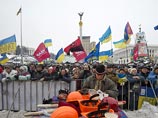 Участники акции протеста на Майдане Незалежности поддержали призыв известной украинской певицы Русланы Лыжичко оставаться на площади в центре Киева как минимум до 17 декабря