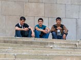 Петербургские политики из "Родины" хотят ставить на товары знак "Без использования труда мигранта" Петербургские политики из "Родины" хотят ставить на товары знак "Без использования труда мигранта"