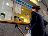 Проезд в московском метро для "непостоянных посетителей" существенно подорожает с нового года: вместо 30 рублей за 1 поездку по единому билету пассажирам придется заплатить 40