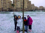 В Египте впервые за 100 лет выпал снег, сорвав традиционные пятничные демонстрации
