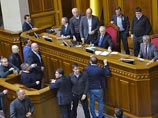 Оппозиция Украины снова собрала подписи за отставку Азарова
Оппозиция Украины снова собрала подписи за отставку Азарова