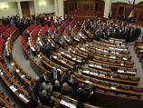 Украинские власти признают спасительную роль России, а оппозиция грозит сорвать принятие бюджета