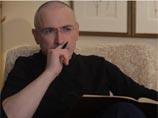 В субботу в сети появилось фото Ходорковского в тех же интерьерах, в которых, судя по видео, снято интервью