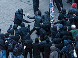 Радикалы устроили масштабные беспорядки в Гамбурге: более 100 полицейских пострадали