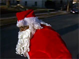 В США расстреляли из пневматики "Санта-Клауса", раздававшего детям подарки (ВИДЕО)