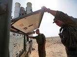 На вооружение армии РФ поступили еще два комплекта зенитно-ракетных систем С-400 "Триумф" На вооружение армии РФ поступили еще два комплекта зенитно-ракетных систем С-400 "Триумф"