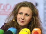 Участницы Pussy Riot отказались от этого бренда и объявили о создании организации "Зона права" с участием в ней Навального Участницы Pussy Riot отказались от этого бренда и объявили о создании организации "Зона права" с участием в ней Навального
