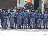 Полиция разогнала "народный сход" в Волгограде: на месте акции дежурит ОМОН Полиция разогнала "народный сход" в Волгограде: на месте акции дежурит ОМОН