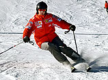 Михаэль Шумахер, получивший тяжелейшую травму головы во время катания на горных лыжах, продолжает оставаться в коме в крайне тяжелом состоянии
