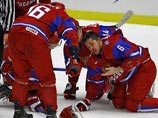 Встреча началась с активных действий российских хоккеистов, но хозяева турнира постепенно выровняли положение Встреча началась с активных действий российских хоккеистов, но хозяева турнира постепенно выровняли положение