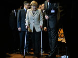 Меркель получила контузию в сочетании с трещиной в левой задней части тазового пояса