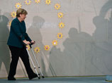 На традиционный прием, который ежегодно проводится в ведомстве федерального канцлера в центре Берлина последние 30 лет, глава правительства ФРГ пришла на костылях