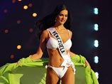 Моника Спир завоевала титул "Мисс Венесуэла" в 2004 году, передает ИТАР-ТАСС. Год спустя она также участвовала в конкурсе "Мисс Вселенная" и заняла пятое место