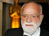 Американский кинопродюсер и сценарист Саул Зейнц, который был главой фирмы, владеющей правами на персонажей, имена и названия из произведений Джона Толкина "Властелин колец" и "Хоббит", скончался в возрасте 92 лет Американский кинопродюсер и сценарист Саул Зейнц, который был главой фирмы, владеющей правами на персонажей, имена и названия из произведений Джона Толкина "Властелин колец" и "Хоббит", скончался в возрасте 92 лет