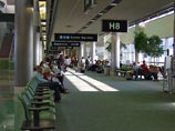 Собчак обвинила сотрудников аэропорта Майами в досмотре с раздеванием Собчак обвинила сотрудников аэропорта Майами в досмотре с раздеванием