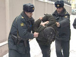 В городе Валдай Новгородской области взяты под стражу двое местных жителей, которые во время новогоднего торжества убили двух участниц вечеринки. Погибшие были сиротами