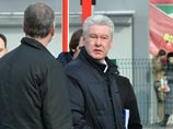Роспотребнадзор опечатывает ворота московского рынка "Садовод": его прикрыли за нарушение санитарных норм Роспотребнадзор опечатывает ворота московского рынка "Садовод": его прикрыли за нарушение санитарных норм