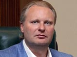 Бажанов, задержанный следственными органами в апреле 2013 года, обвиняется в хищении у "Росагролизинга" 1,1 миллиард рублей под видом финансирования мощностей по производству подсолнечного масла