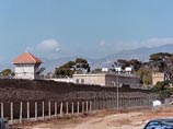 На Кипре заключенные подняли бунт после серии самоубийств и группового изнасилования