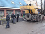 В Ростове автокран протаранил стену магазина: один человек погиб, пятеро пострадали