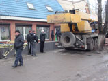 В Ростове автокран протаранил стену магазина: один человек погиб, пятеро пострадали В Ростове автокран протаранил стену магазина: один человек погиб, пятеро пострадали