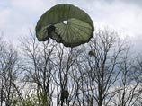Под Псковом двое десантников разбились при прыжке с парашютом Под Псковом двое десантников разбились при прыжке с парашютом