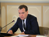 Премьер-министр РФ Дмитрий Медведев подписал постановление, в соответствии с которым ректоров трех вузов, в том числе Высшей школы экономики, отныне будет назначать правительство