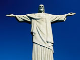 Молния повредила большой палец статуи Христа в Рио-де-Жанейро
