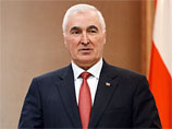 Президент Южной Осетии Леонид Тибилов в понедельник отправил в отставку правительство республики во главе с премьером Ростиком Хугаевым