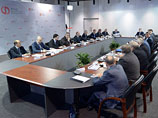 Путин обсудил создание единого военно-космического комплекса и вооружения для защиты страны в арктических широтах Путин обсудил создание единого военно-космического комплекса и вооружения для защиты страны в арктических широтах