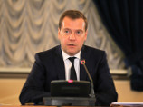 Медведев назвал "абсолютно недопустимой вещью" отзыв приглашения Ирану на "Женеву-2" Медведев назвал "абсолютно недопустимой вещью" отзыв приглашения Ирану на "Женеву-2"