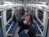 У "святых из метро", расстрелявших дагестанца, изъят автомат. Одного из них обучал ножевому бою националист Демушкин У "святых из метро", расстрелявших дагестанца, изъят автомат. Одного из них обучал ножевому бою националист Демушкин
