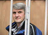 Экс-глава МЕНАТЕПа Платон Лебедев отказался от участия 23 января в заседании президиума Верховного суда по жалобам на приговоры Мещанского и Хамовнического судов в отношении его и экс-главы ЮКОСа Михаила Ходорковского, но "сдержанно" надеется на свое осво Экс-глава МЕНАТЕПа Платон Лебедев отказался от участия 23 января в заседании президиума Верховного суда по жалобам на приговоры Мещанского и Хамовнического судов в отношении его и экс-главы ЮКОСа Михаила Ходорковского, но "сдержанно" надеется на свое осво