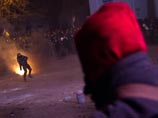 Молодчики с битами и файерами атаковали гей-клуб в центре Киева Молодчики с битами и файерами атаковали гей-клуб в центре Киева