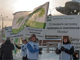 Представители московского общественного движения "За парк" утверждают, что на них, на чиновников Северного административного округа столицы и на жителей района оказывается давление со стороны "Фонда 200 храмов" Представители московского общественного движения "За парк" утверждают, что на них, на чиновников Северного административного округа столицы и на жителей района оказывается давление со стороны "Фонда 200 храмов"