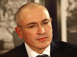 Экс-глава ЮКОСа Михаил Ходорковский, отпущенный из колонии в Сегеже (Карелия) еще в декабре после помилования президентом, в комментарии по поводу освобождения Лебедева выразил надежду, что его "выпустят за границу, чтобы подлечиться"