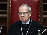 Конституционный суд не выступает против Страсбургского, заверил премьера глава КС