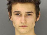 В США адвокат вызвался безвозмездно защищать 19-летнего россиянина, задержанного с бомбой В США адвокат вызвался безвозмездно защищать 19-летнего россиянина, задержанного с бомбой