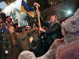 На Украине возобновился "ленинопад": в Киевской области неизвестные повалили очередной памятник На Украине возобновился "ленинопад": в Киевской области неизвестные повалили очередной памятник
