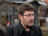 Вслед за телеканалом "Дождь", вокруг которого разразился скандал из-за опроса о блокаде Ленинграда, известный дизайнер Артемий Лебедев подвергся осуждению за высказывания, связанные с празднованием Дня Победы в ВОВ Вслед за телеканалом "Дождь", вокруг которого разразился скандал из-за опроса о блокаде Ленинграда, известный дизайнер Артемий Лебедев подвергся осуждению за высказывания, связанные с празднованием Дня Победы в ВОВ