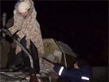 Как сообщает ТСН, село Кременевка в Володарском районе оказалось в кольце четырехметровых сугробов. Военная техника добиралась туда 12 часов, но довезти до родильного дома женщину успели вовремя Как сообщает ТСН, село Кременевка в Володарском районе оказалось в кольце четырехметровых сугробов. Военная техника добиралась туда 12 часов, но довезти до родильного дома женщину успели вовремя
