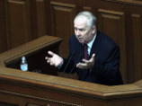 Первый день очередной сессии Верховной Рады Украины завершился безрезультатно. Спикер Владимир Рыбак сообщил, что пока "никаких документов по конституционной реформе для рассмотрения" в Верховной Раде "не зарегистрировано" Первый день очередной сессии Верховной Рады Украины завершился безрезультатно. Спикер Владимир Рыбак сообщил, что пока "никаких документов по конституционной реформе для рассмотрения" в Верховной Раде "не зарегистрировано"