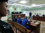18 июля Ленинский суд Кирова приговорил Алексея Навального к пяти годам заключения за хищения на предприятии "Кировлес"