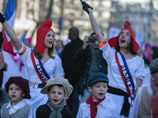 Французская активистка Femen объявила себя "обманутой женой" Олланда