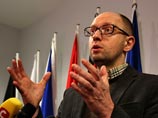 Лидер фракции "Батькивщина" Арсений Яценюк решил "пожертвовать собой", чтобы прекратить затянувшийся политический кризис на Украине и спасти страну. Яценюк снова заявил, что готов принять предложенный Виктором Януковичем пост премьер-министра Украины Лидер фракции "Батькивщина" Арсений Яценюк решил "пожертвовать собой", чтобы прекратить затянувшийся политический кризис на Украине и спасти страну. Яценюк снова заявил, что готов принять предложенный Виктором Януковичем пост премьер-министра Украины