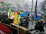 В день всеукраинской забастовки одесскую администрацию штурмовали пластмассовые танки (ВИДЕО)
